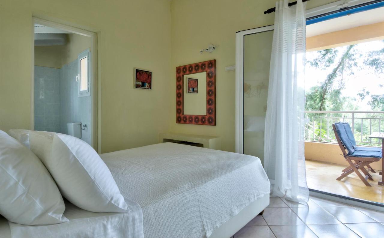 Villa Serena Nisaki  Exterior photo